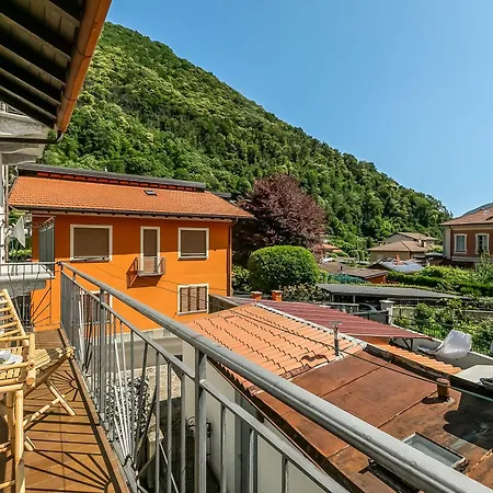 Ferienhaus L' Angolino Di Cannobio: Stone For 4 With Terrace - Happy