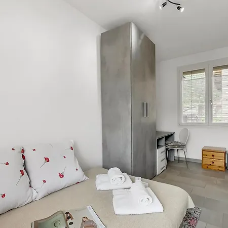 L' Angolino Di - Happy *