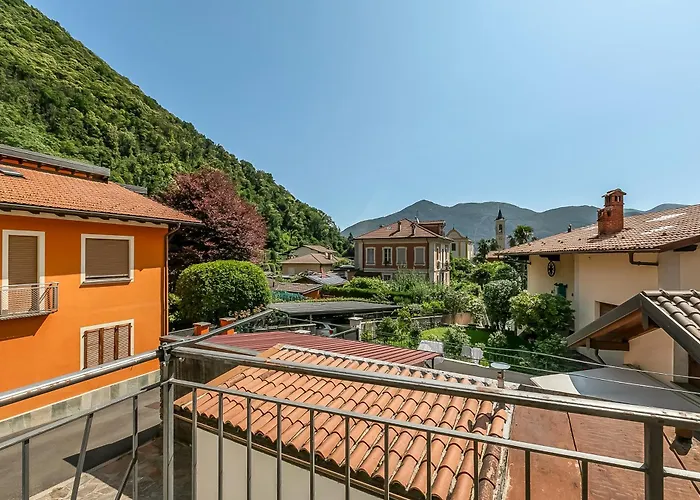 L' Angolino Di - Happy *