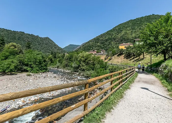 L' Angolino Di - Happy *